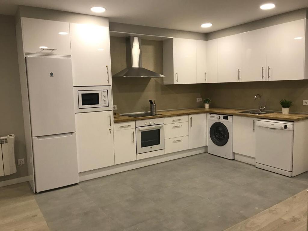 Apartamento Expectacular,Centrico,Nuevo 5 Min A Pie De La Laurel Vivienda De Uso Turistico Logroño Exterior foto